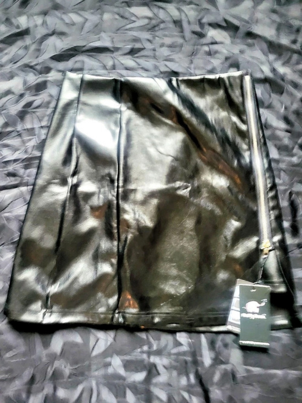Fluffy Sense Women's Leather Mini Skirt Stretchy High Waisted Zipper Slit Faux
